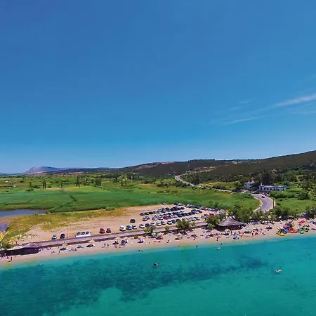 Awesome In Σπίτι διακοπών Mandre